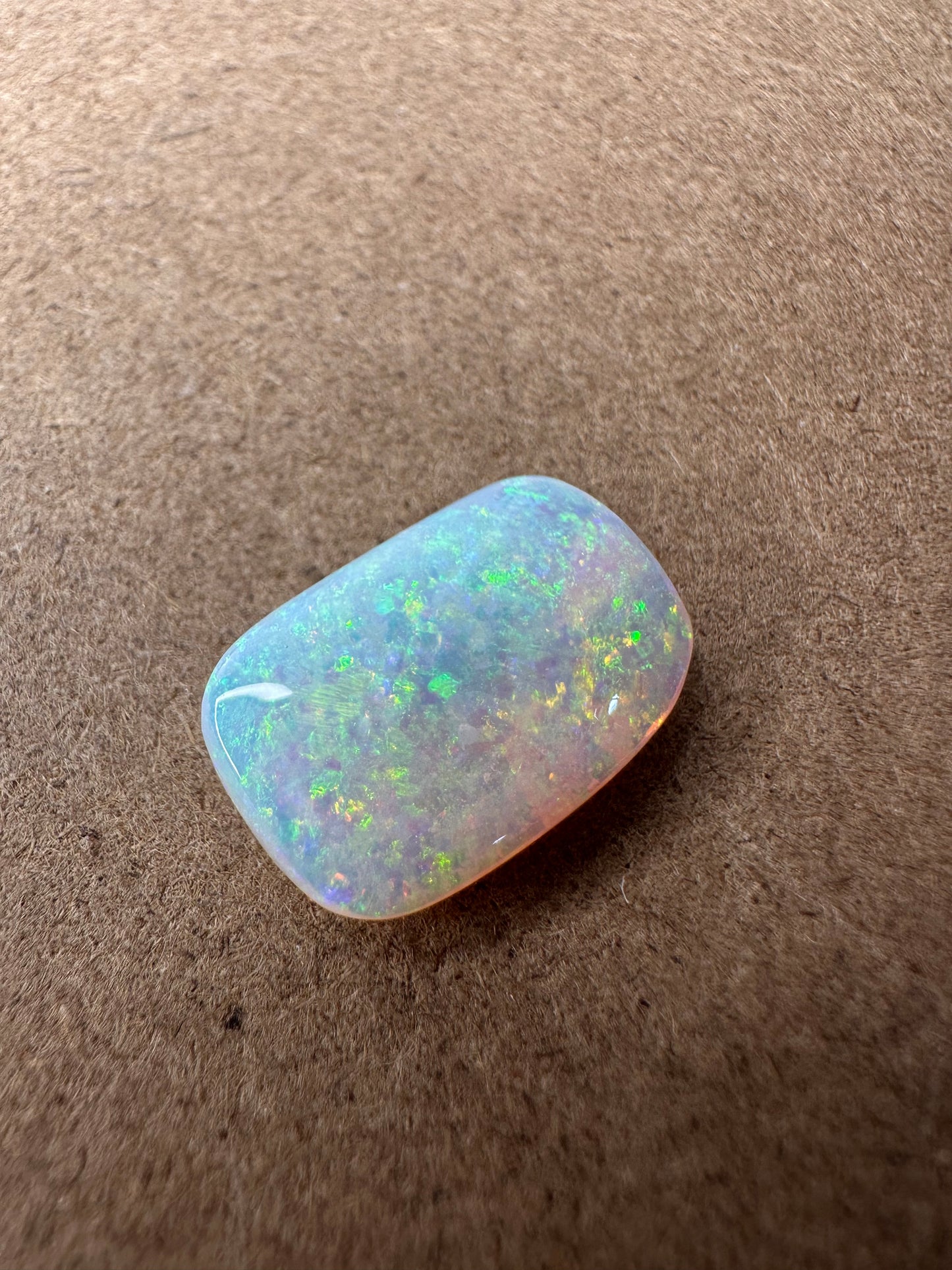 6.65 ct Opal Stone